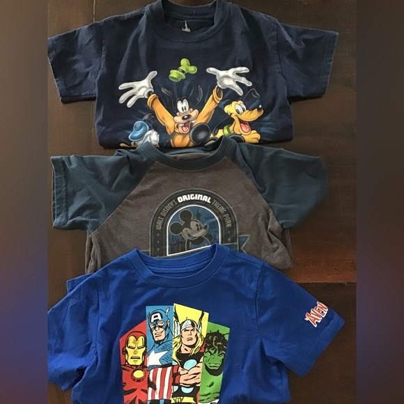 Disney/Marvel Tees 4/5 - Picture 1 of 7